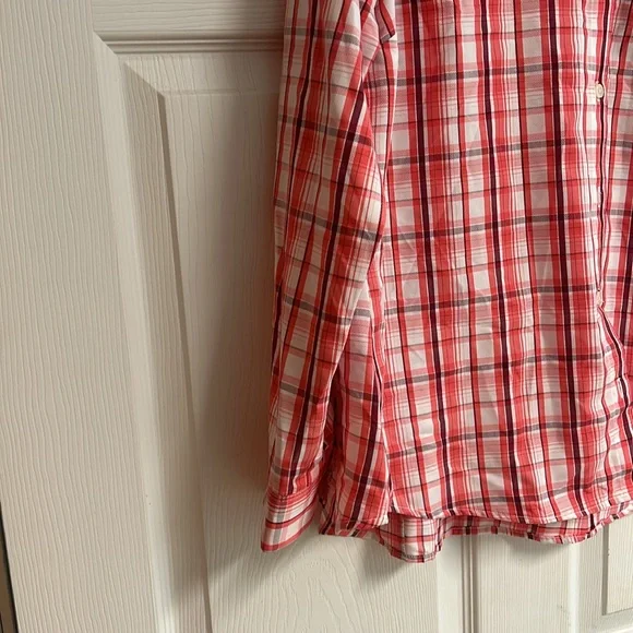 New with tags Eddie Bauer women’s button up shirt - Picture 4 of 7